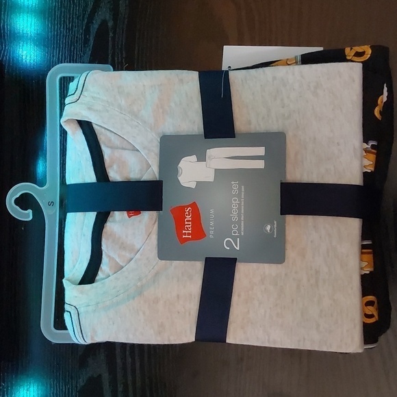 Men's Beer & Pretzel Food Print Pajama 2pc Set | Hanes | Small - Picture 1 of 10